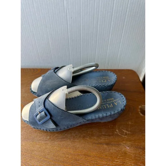 La Plume Women's Size 38 Blue Leather Slip-On Sandals With Buckle Accent Sz 6.5 - Picture 3 of 9